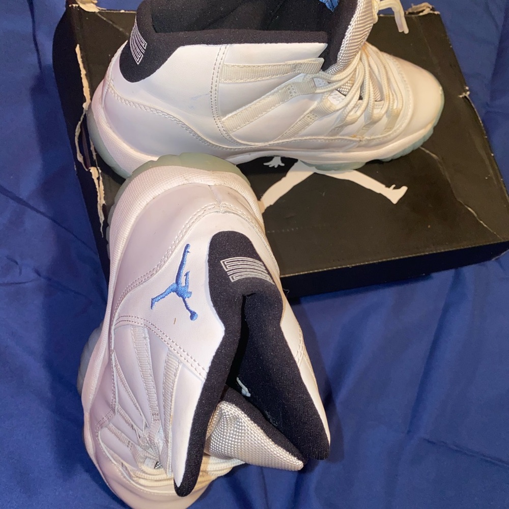 Jordan 11s